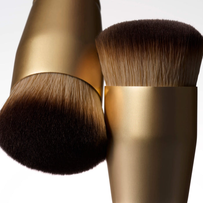 full coverage blending brush lifestyle