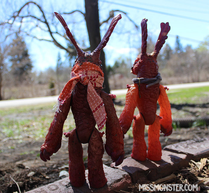 MONSTER COMPANION POSEABLE FIGURE