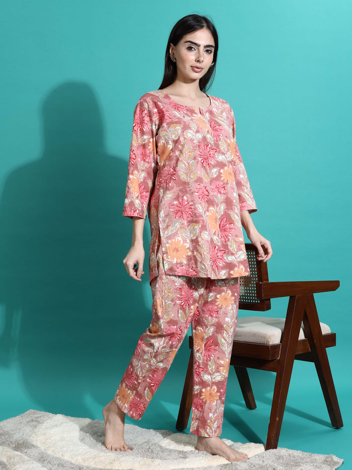 Chic Pink Orange Floral Cotton Women's Pyjama Set