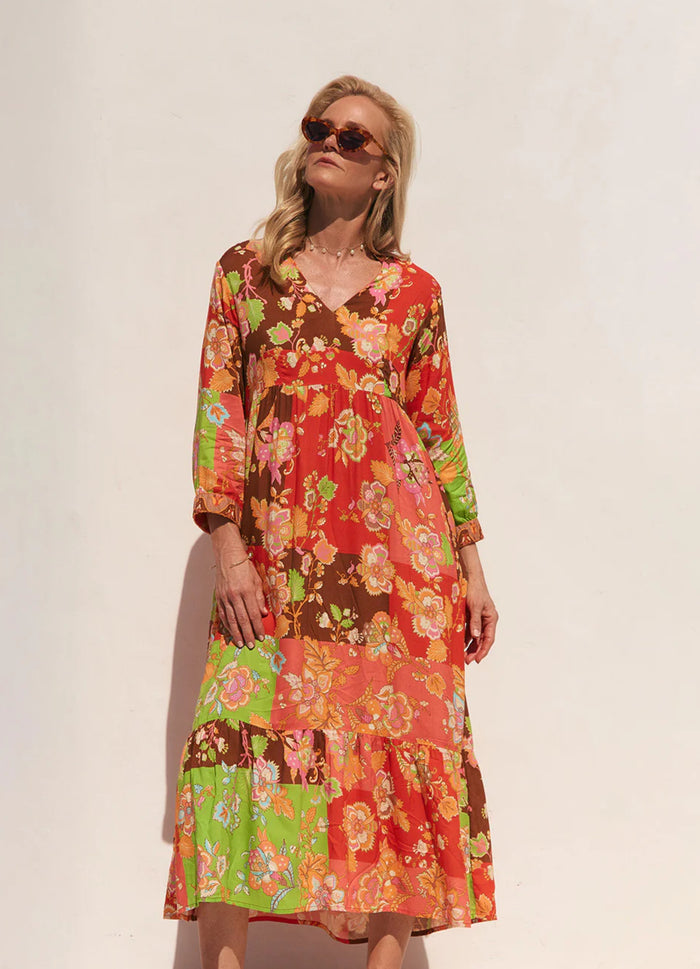 Sabre V-Neck Dress in Petra