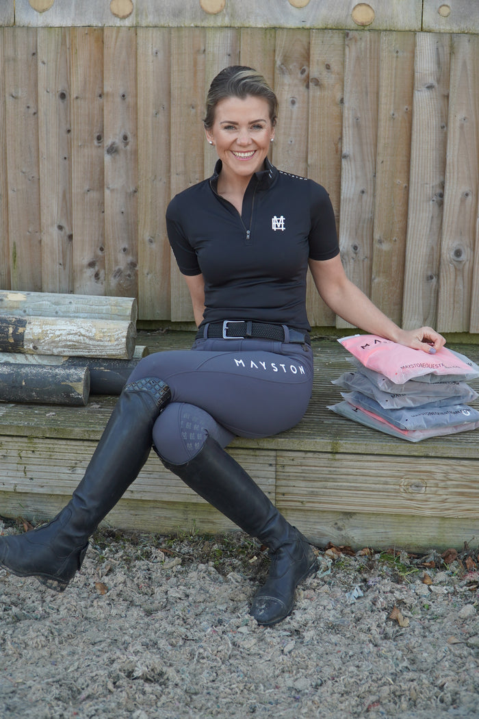 Premium Grey breeches with a Full Silicone seat. Stretch high waisted Jodhpurs. Deep pockets, supportive, comfortable and compression quality fabric. Elegant detailing with subtle branding.