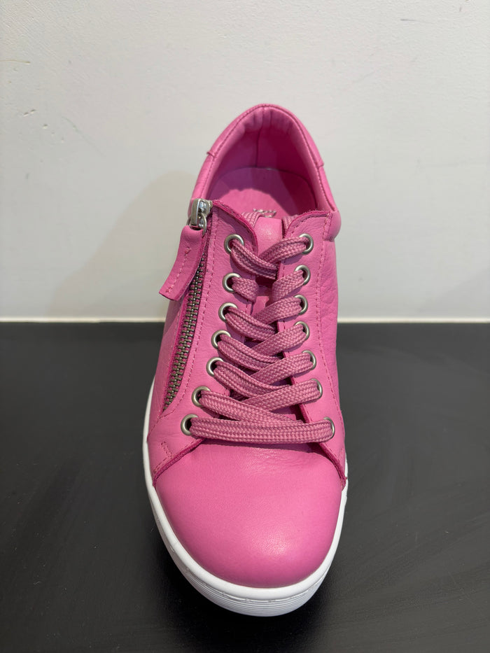 Token Sneakers Pink