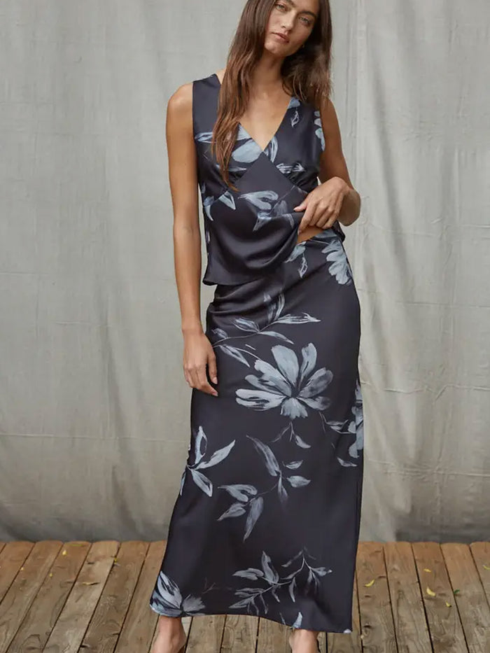 WOVEN FLORAL PRINT SLEEVELESS TOP - BLACK/GREY TANK TOPS OAK CLOTHING CO.