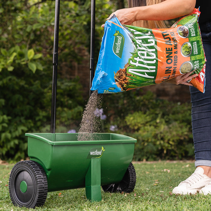 Aftercut All in One Autumn Lawn Feed and Moss Killer
