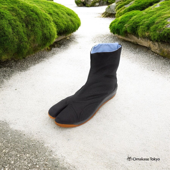 Ai Ai Kobaze Underground Tabi Socks (Black)