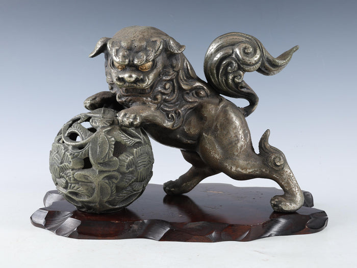 Beautiful Japanese Legendary Iron Figure Good Atmosphere Leo Komainu