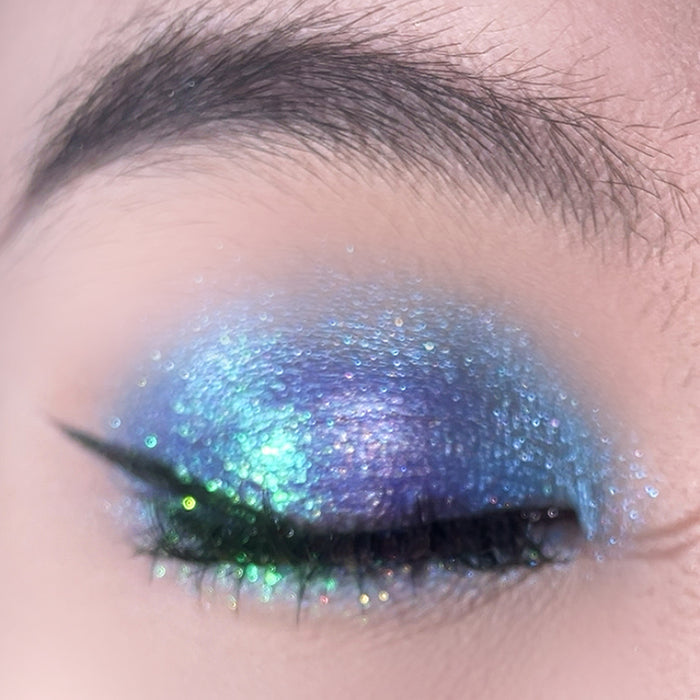 CHARMACY Pearlescent Chameleon Gradient Eyeshadow T3954