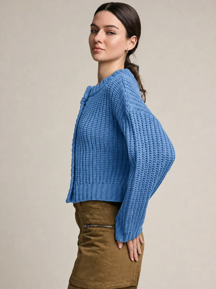 CHUNKY KNIT BUTTON FRONT CARDIGAN - BLUE SWEATERS OAK CLOTHING CO.