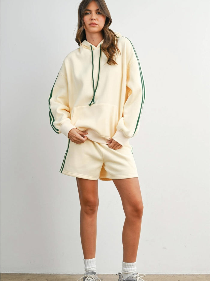 CONTRAST STRIPED DRAWSTRING HOODIE - GREEN SWEATERS OAK CLOTHING CO.
