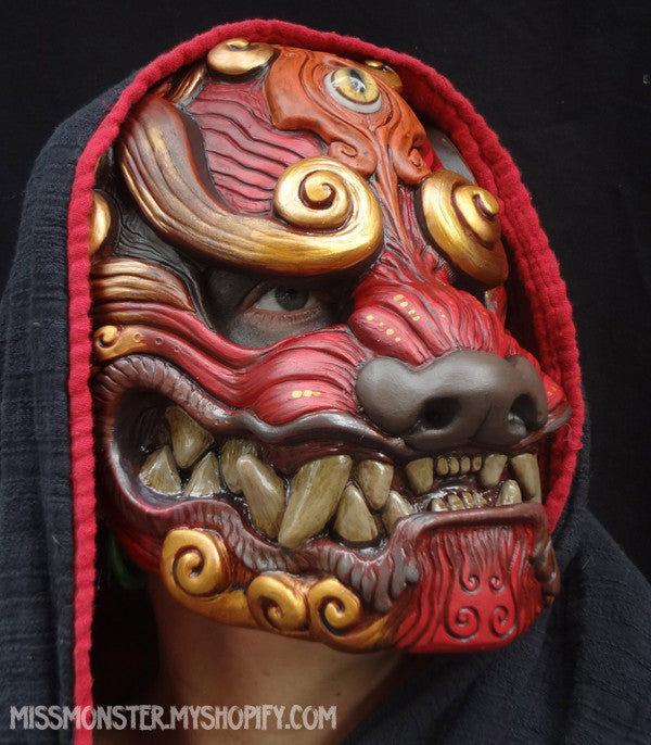 DELUXE PAINTED RED KOMAINU MASK
