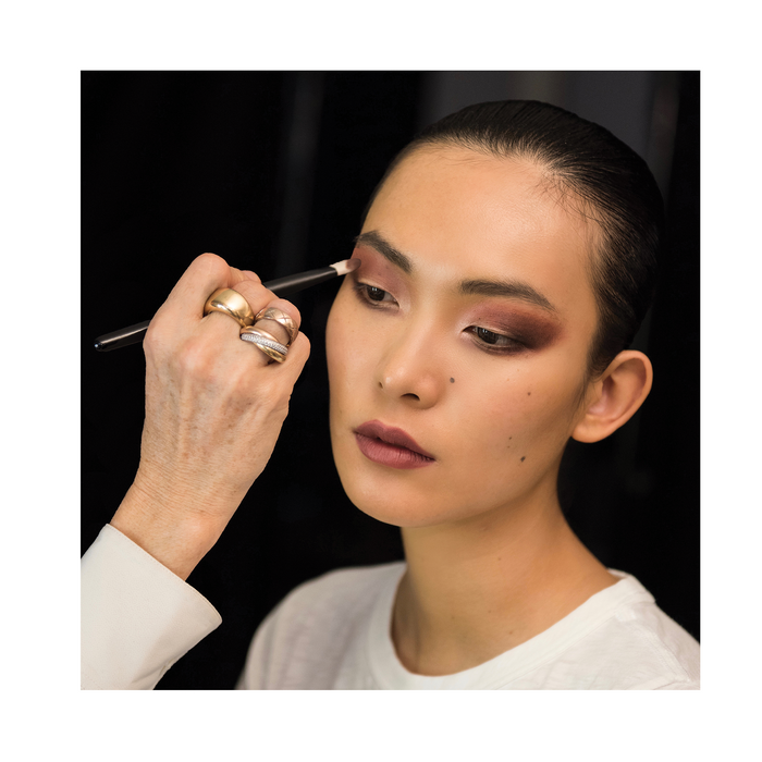 EYE SHADOW BRUSH I