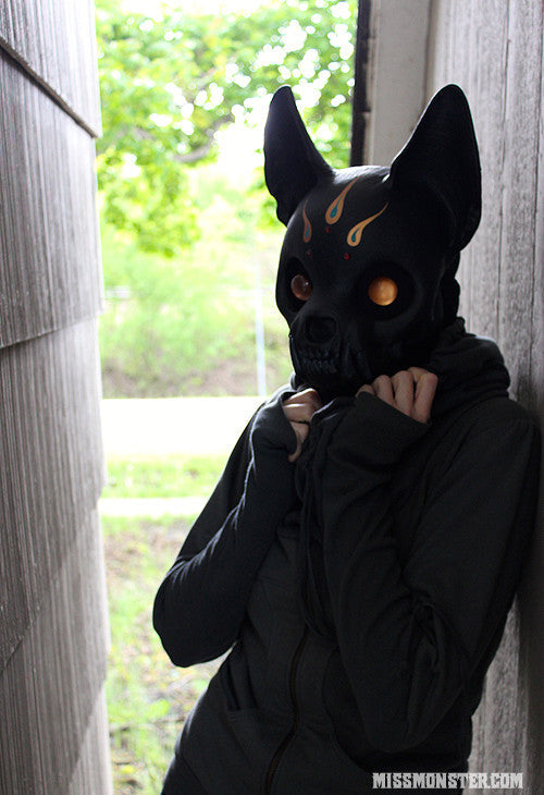 FINISHED READY TO WEAR CAT SKULL MASK