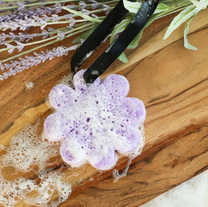 Flower Spongette 3oz Bath & Body in  at Wrapsody