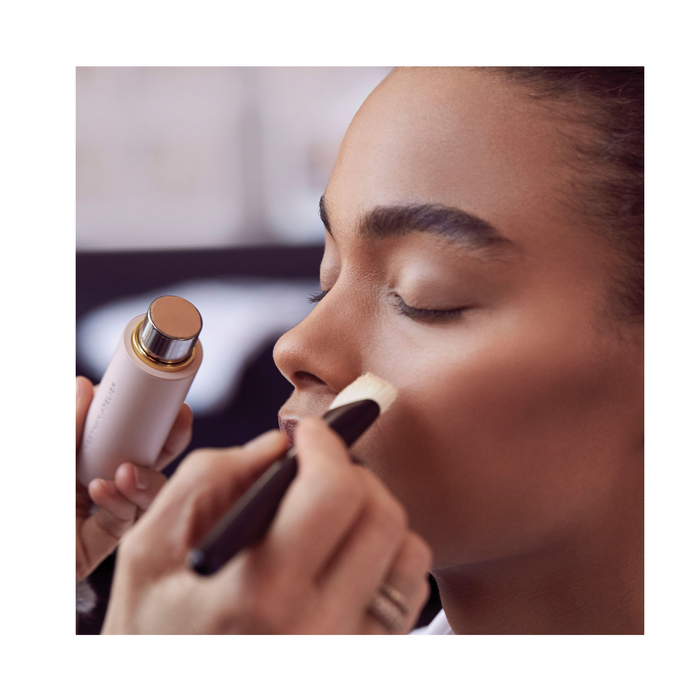 Image_of_girl_receiving_Westman_Atelier_color_match