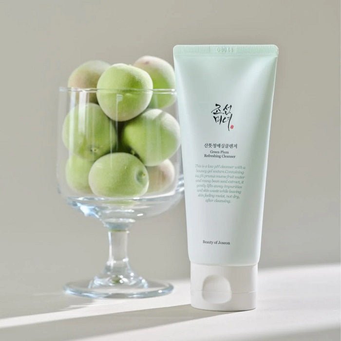 GREEN PLUM REFRESHING CLEANSER - Gel Revigorant Pentru Curatare - skinseen.ro