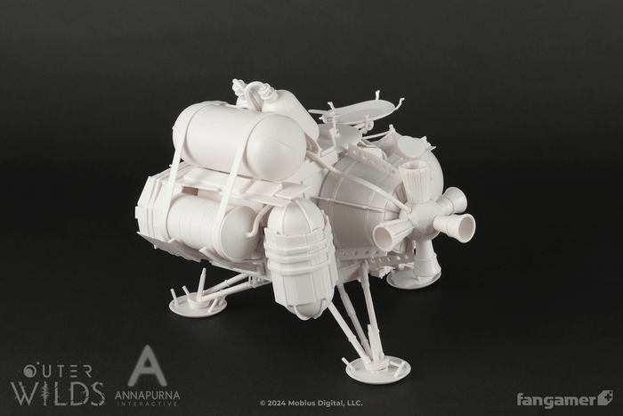Hearthian Lander Model Kit
