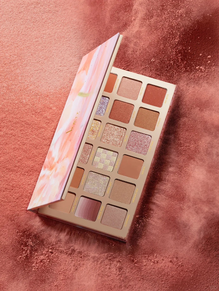 Heir Bloom In Dawn 18 Colors Eyeshadow Palette T4008