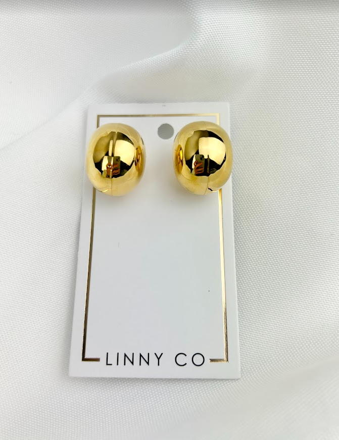 Kendall Gold Hoop Earrings in  at Wrapsody