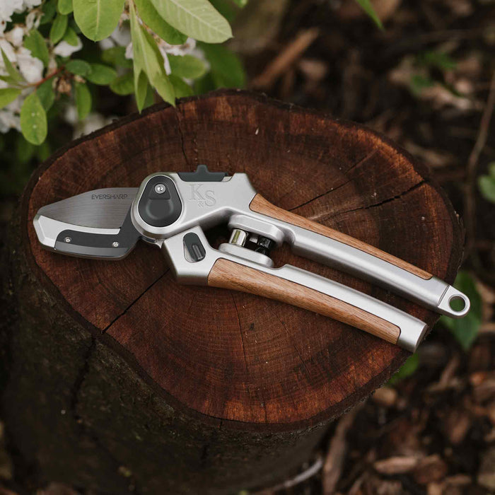 Kent & Stowe Eversharp™ Premium Secateurs Twin Pack Gift Set