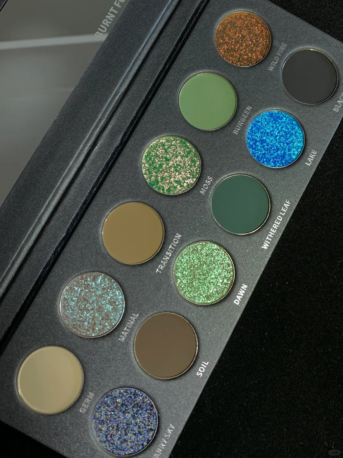KRYPTEIN COSMETICS BURNT FOREST 12-Color Chameleon Eyeshadow Palette T4584
