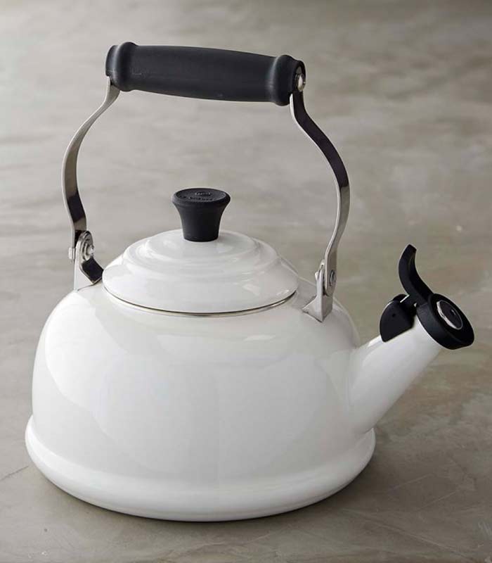 Le Creuset Tea Kettle - Classic Whistling