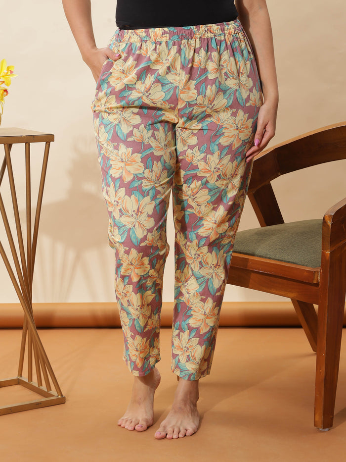Chic Floral Light Mauve Cotton Women's Pyjama Set