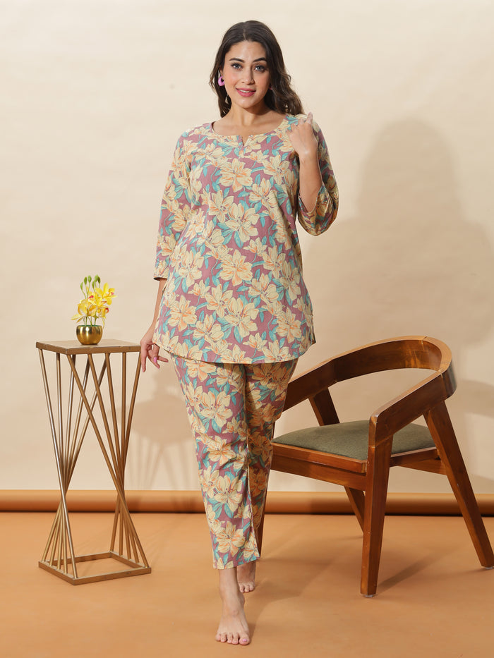 Chic Floral Light Mauve Cotton Women's Pyjama Set