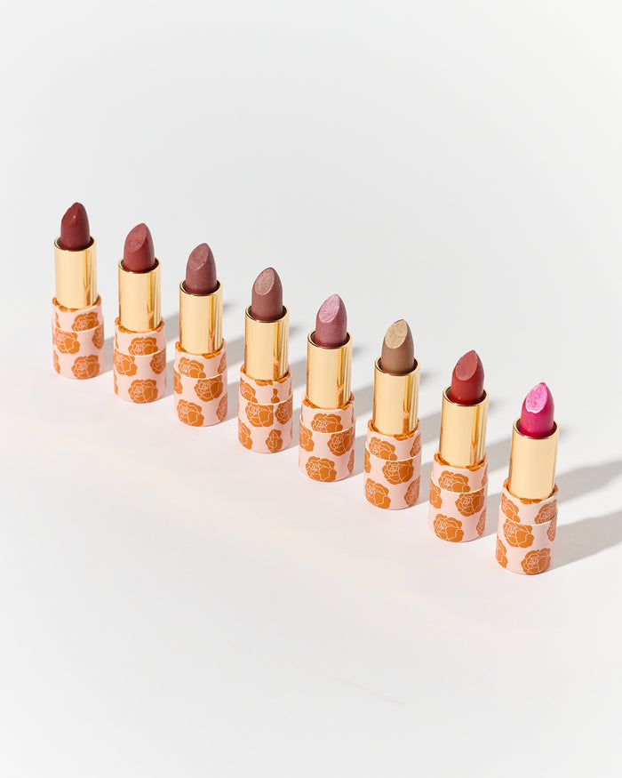 Lipstick : 8 Luxurious Shades