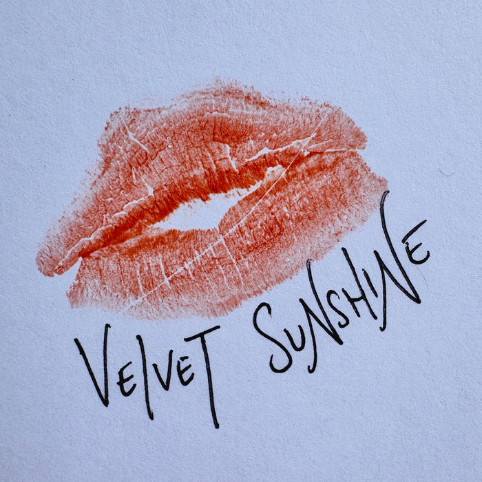 Lipstick : 8 Luxurious Shades