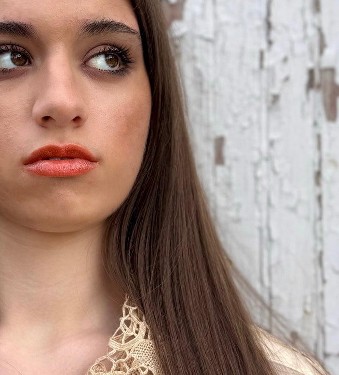 Lipstick : 8 Luxurious Shades