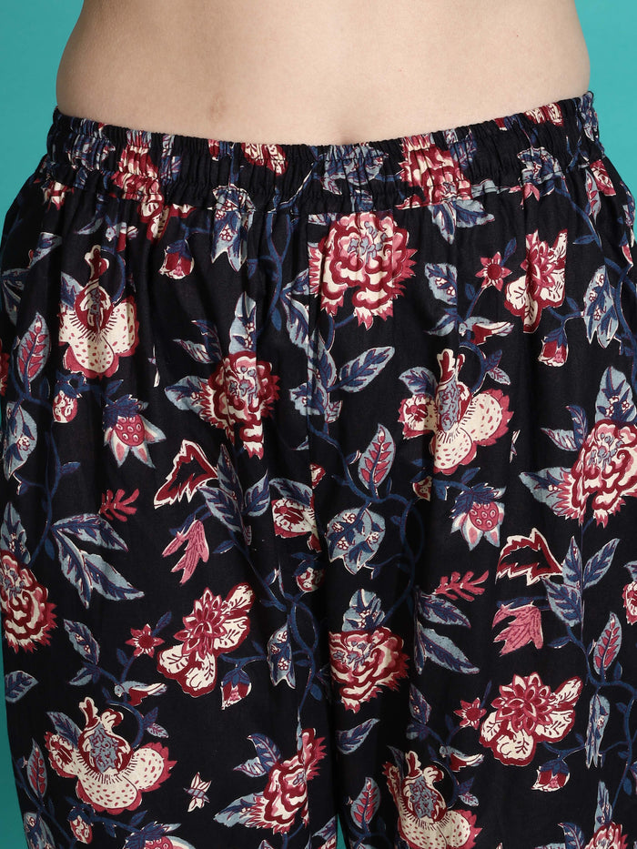 Chic Midnight Black Printed Cotton Pajama Set for Women