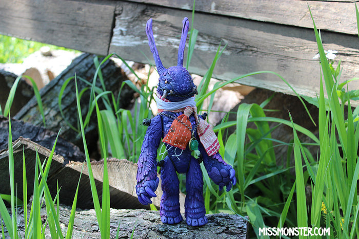 MONSTER COMPANION POSEABLE DOLL