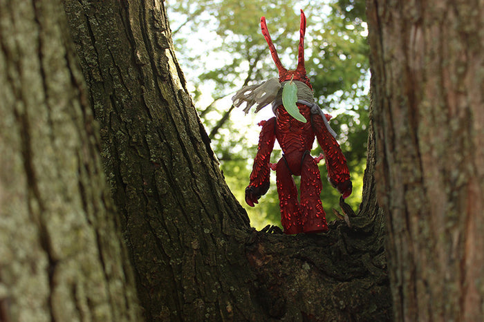 MONSTER COMPANION POSEABLE DOLL