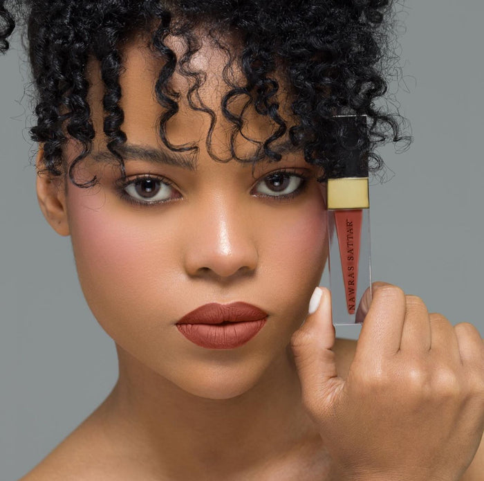 NAWRES VELMATTE Outspoken احمر الشفاه فيلمات من نورس ستار ( متكلمة )