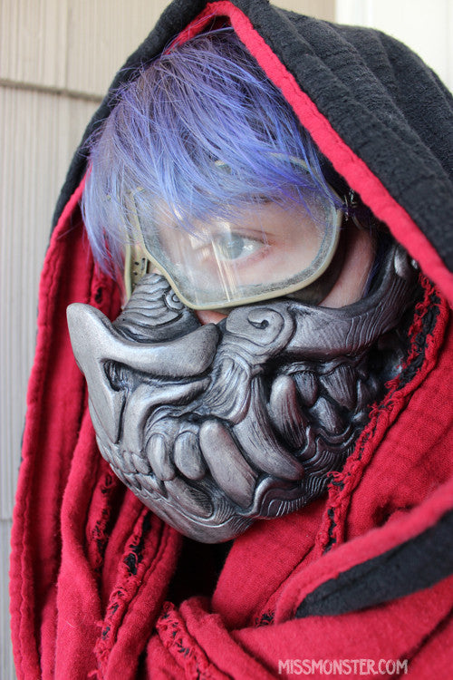 ORNATE BAT CREATURE HALF MASK