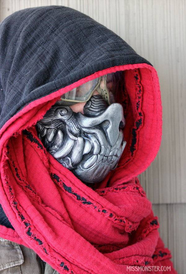 ORNATE BAT CREATURE HALF MASK
