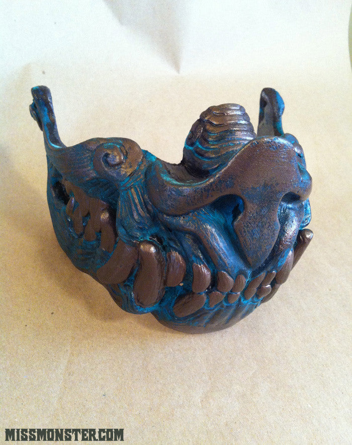 ORNATE BAT MASK- FAUX PATINA BRONZE