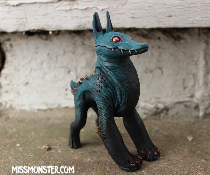 PAINTED, READY TO SHIP-CRAGNOG CAST ART TOY