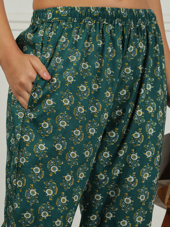 Cozy Lightweight Pine Green Cotton Pajama Set for Women