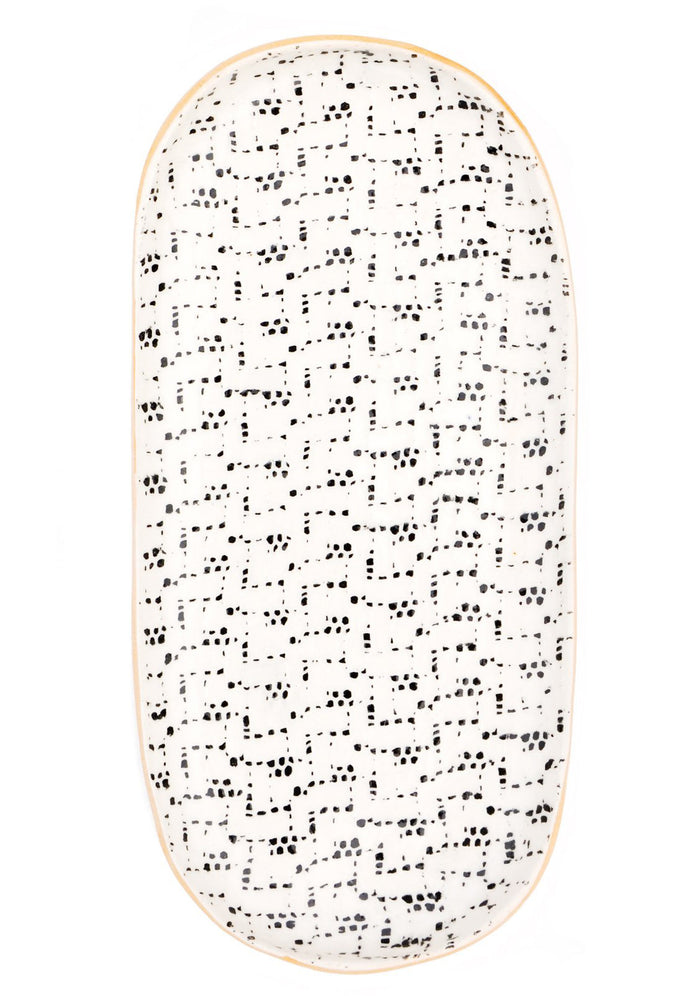 Pressed Pattern Ceramic Tray in Maze / Black - LEIF