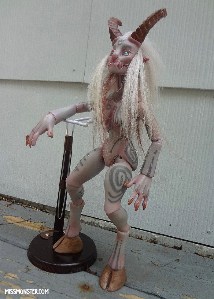 PRO CAST- PASTEL EUSAPIA- BALL JOINTED DEMON DOLL