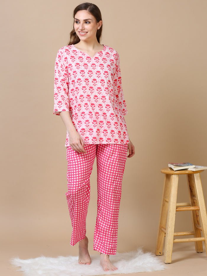 Trendy Pink Floral Night Suit Sets For Women