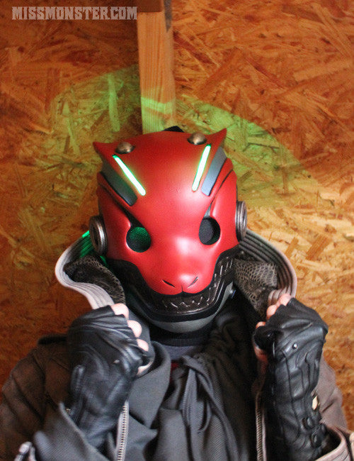 ROBO FOX BATTLE DAMAGE MASK- RED LEDS