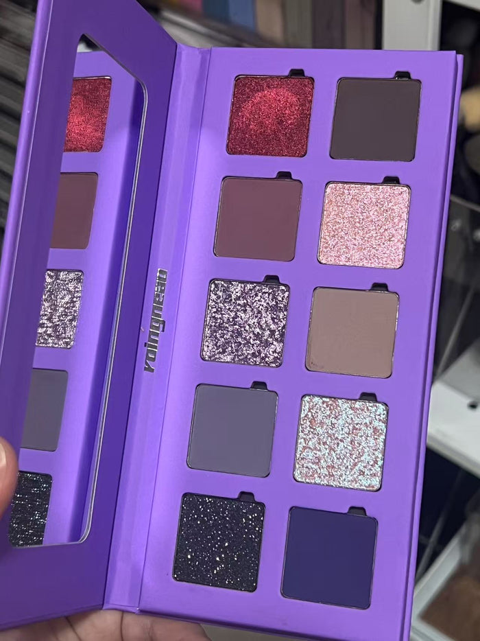 ROINGNEAO Grayscale Awareness Smoky Eyeshadow Palette T5095