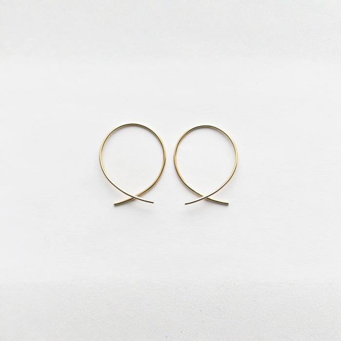 Medium round threader hoop earrings, gold-tone metal wire