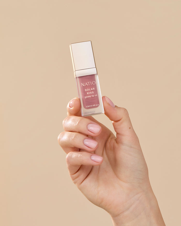 Solar Kiss Glossy Lip Oil