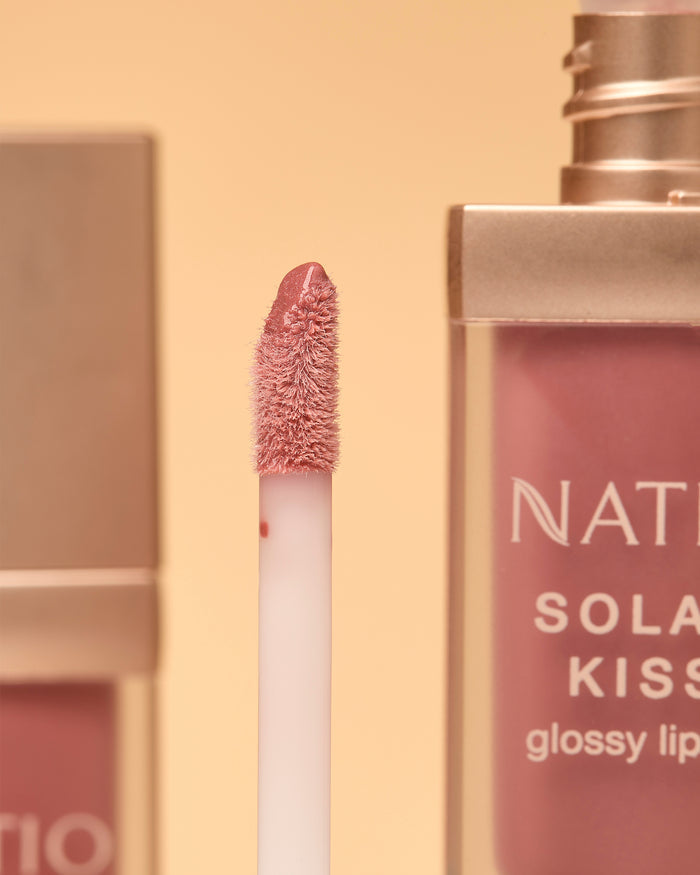 Solar Kiss Glossy Lip Oil