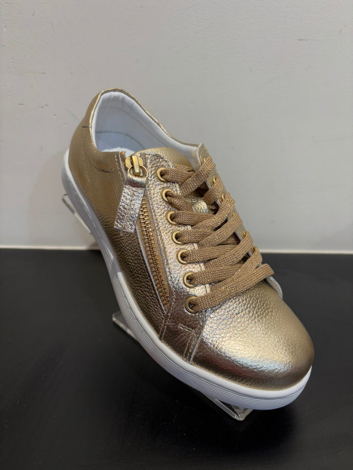 Token Sneakers Gold