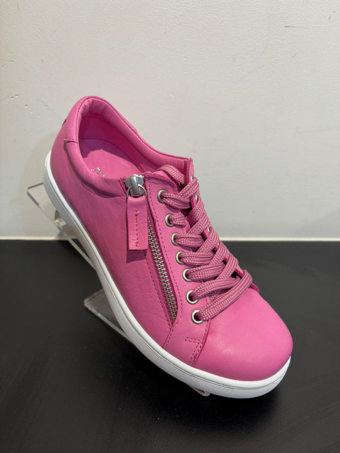 Token Sneakers Pink