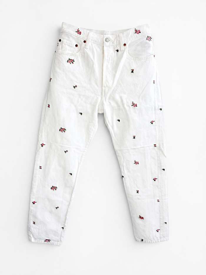 Vintage Levi's 501 White Jeans — Rose Embroidery